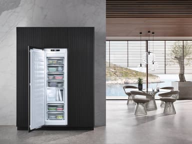 Miele Kaappipakastin FNS 7774 D Integroitava