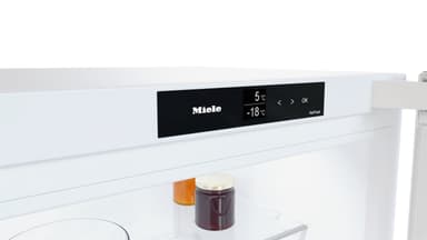Miele Jääkaappipakastimet KFN 4395 CD
