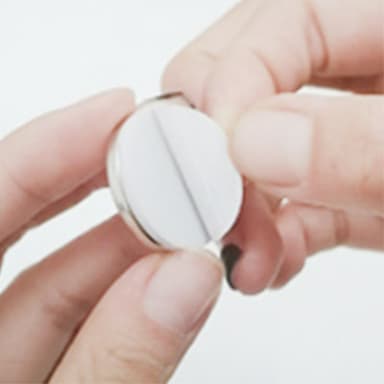 10 kpl erittäin vahvoja neodyymimagneetteja itseliimautuvalla taustalla Hopea 8 x 3 mm