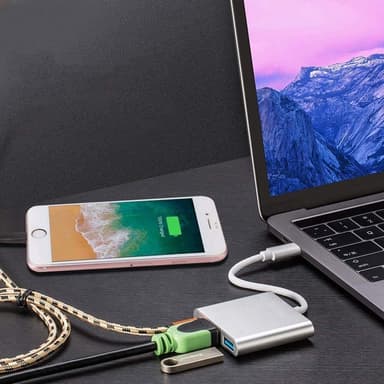 USB-C-moniporttisovitin USB:lle, USB-C (USB PD), 4K HDMI -yhteensopiva