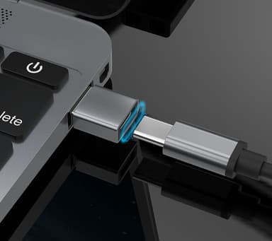 USB-A (uros) - USB-C (naaras) sovitin Musta