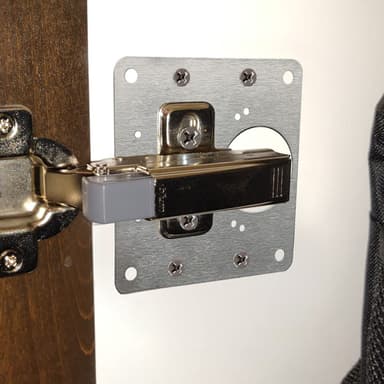 Korjauslevy saranoituihin huonekaluihin 9x9 cm ruostumaton teräs 2-pakkaus