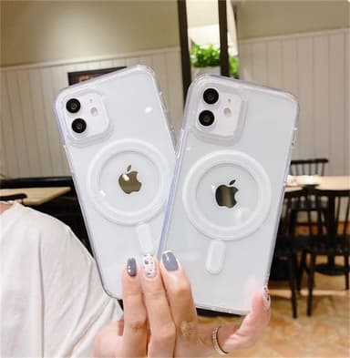 iPhone 11 -matkapuhelimen läpinäkyvä kuori, joka on yhteensopiva MagSafe-laturin kanssa