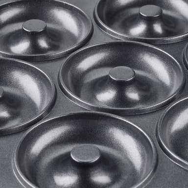 Donut Maker 7 Donuts 700W DM110 musta