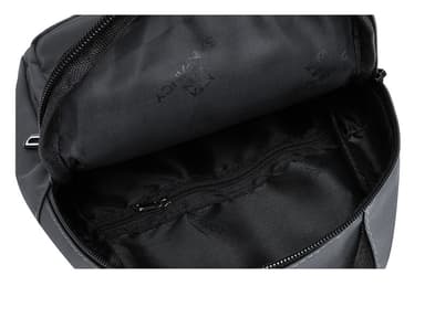 Tilava crossbody-laukku olkalaukku matkoille, töihin, kouluun Musta