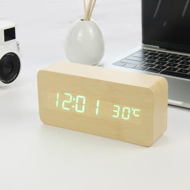 Digitaalinen LED herätyskello Samppanja