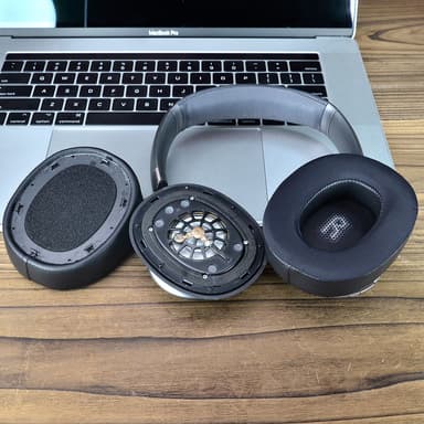 Korvatyynyjen vaihto JBL Everest 750 750NC:lle