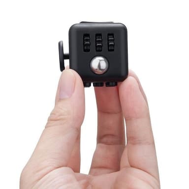 Fidget Cube, musta