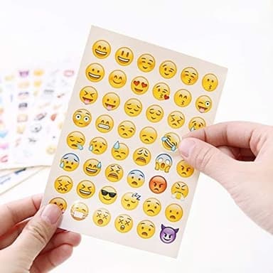 Emoji-tarrat, 19 arkkia ja yli 900 tarraa