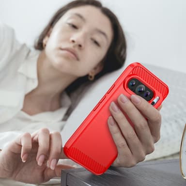 SKALO Google Pixel 9/9 Pro Armor Carbon Iskunkestävä TPU suojakuori - Punainen