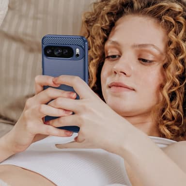 SKALO Google Pixel 9 Pro XL Armor Carbon Iskunkestävä TPU suojakuori - Sininen