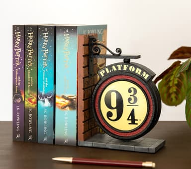 Grupo Erik Harry Potter figuuri (Platform 9 3/4 Sign)
