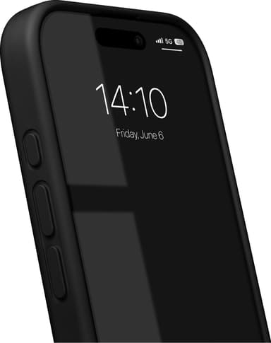 iDeal of Sweden Silicone iPhone 16 Pro Max suojakuori (musta)