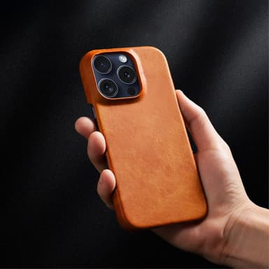 SKALO iPhone 16 Pro PU-nahkainen Suojakuori - Musta