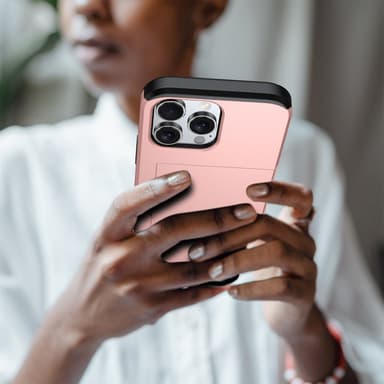 SKALO iPhone 16 Pro Armor Suojakuori korttikotelo - Musta