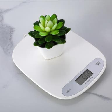 Digitaalinen keittiövaaka Valkoinen