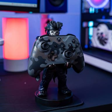 Cable Guys Call of Duty pidikefiguuri älypuhelimille / ohjaimille