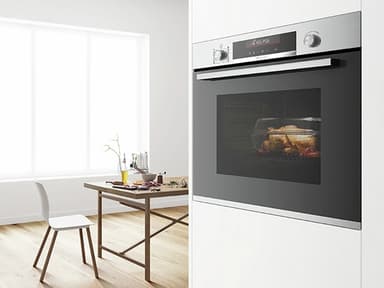 Bosch Uuni HQA472BB3