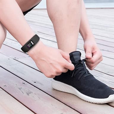 Garmin Vivofit 4 rannekoru musta (L)
