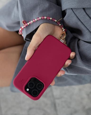 Silicone Case iPhone 15PM Cranberry