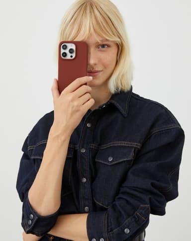 Silicone Case iPhone 13/14/15 Dark Amber