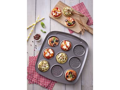 Pizza pan w. holes Asimetria