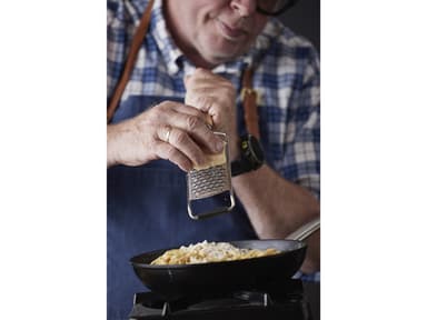 Grater coarse 31,6 x 6,5 cm Stainless steel/Acacia