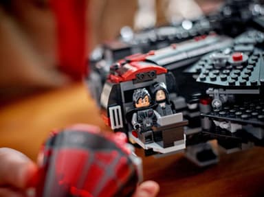 LEGO Star Wars Dark Falcon 75389