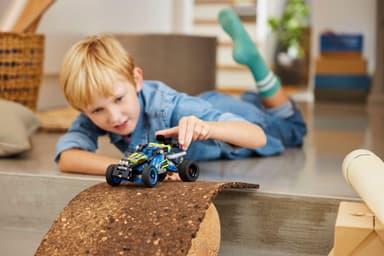 LEGO Technic Maastokirppu kilpa-ajoihin 42164