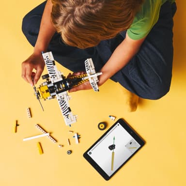 LEGO Technic Syrjäseudun pienkone 42198