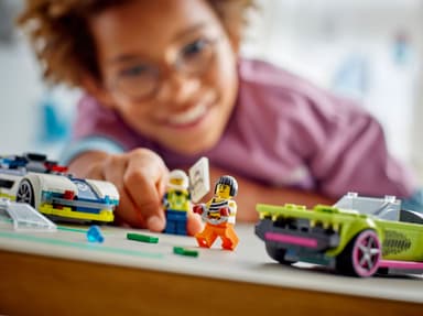 LEGO City Poliisiauto ja muskeliauton takaa-ajo 60415