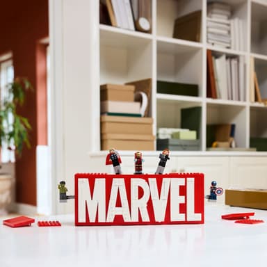 LEGO Super Heroes MARVEL-logo ja minihahmot 76313