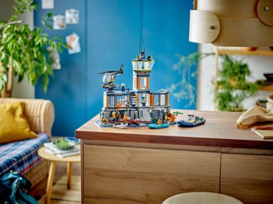 LEGO City Poliisivoimien Vankisaari 60419