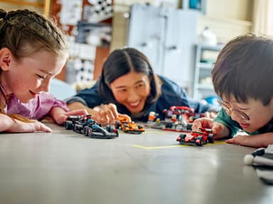 LEGO Speed Champions Mercedes-AMG F1 W15 ‑kilpa-auto 77244