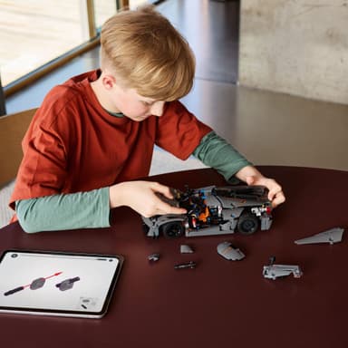 LEGO Technic Harmaa hyperauto Koenigsegg Jesko Absolut 42173