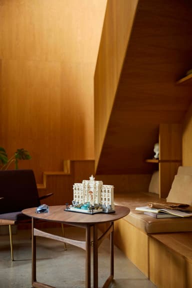 LEGO Architecture Trevin suihkulähde 21062