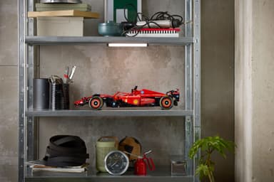 LEGO Technic Ferrari SF-24 F1 ‑auto 42207