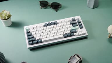 Keychron Q1 HE Shell White langaton pelinäppäimistö