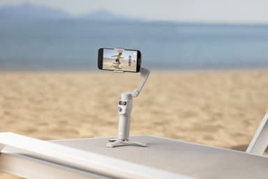 DJI Osmo Mobile 7 gimbaalivakaaja