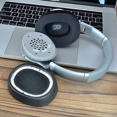 Korvakuulokkeet JBL Everest 710 BT/Everest-710:een Musta