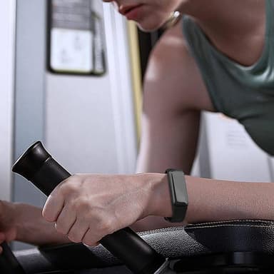 Kellon hihna Samsung Galaxy Fit2:lle Tummanharmaa