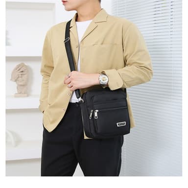 Nylon Crossbody laukku miehille Neljä vetoketjua
