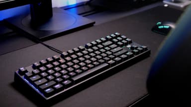 Cherry Xtrfy K4V2 pelinäppäimistö