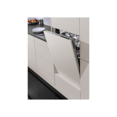 AEG Astianpesukone FSE85708P Integroitava