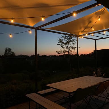 LY Sweden Premium valoketju ulkokäyttöön litteällä kaapelilla - 100m 100 pcs vaihdettavilla E27-lampuilla
