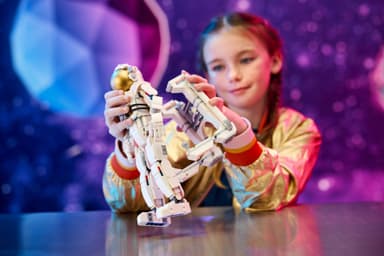 LEGO Creator Astronautti avaruudessa 31152