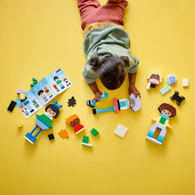 LEGO DUPLO Town Rakenna ihmisiä isoine tunteineen 10423