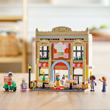 LEGO Friends Ravintola-alan oppilaitos 42655