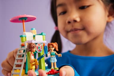 LEGO Friends Vesiskootteri rannalla 42623
