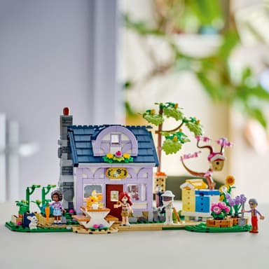 LEGO Friends Mehiläishoitajien talo ja kukkiva puutarha 42669